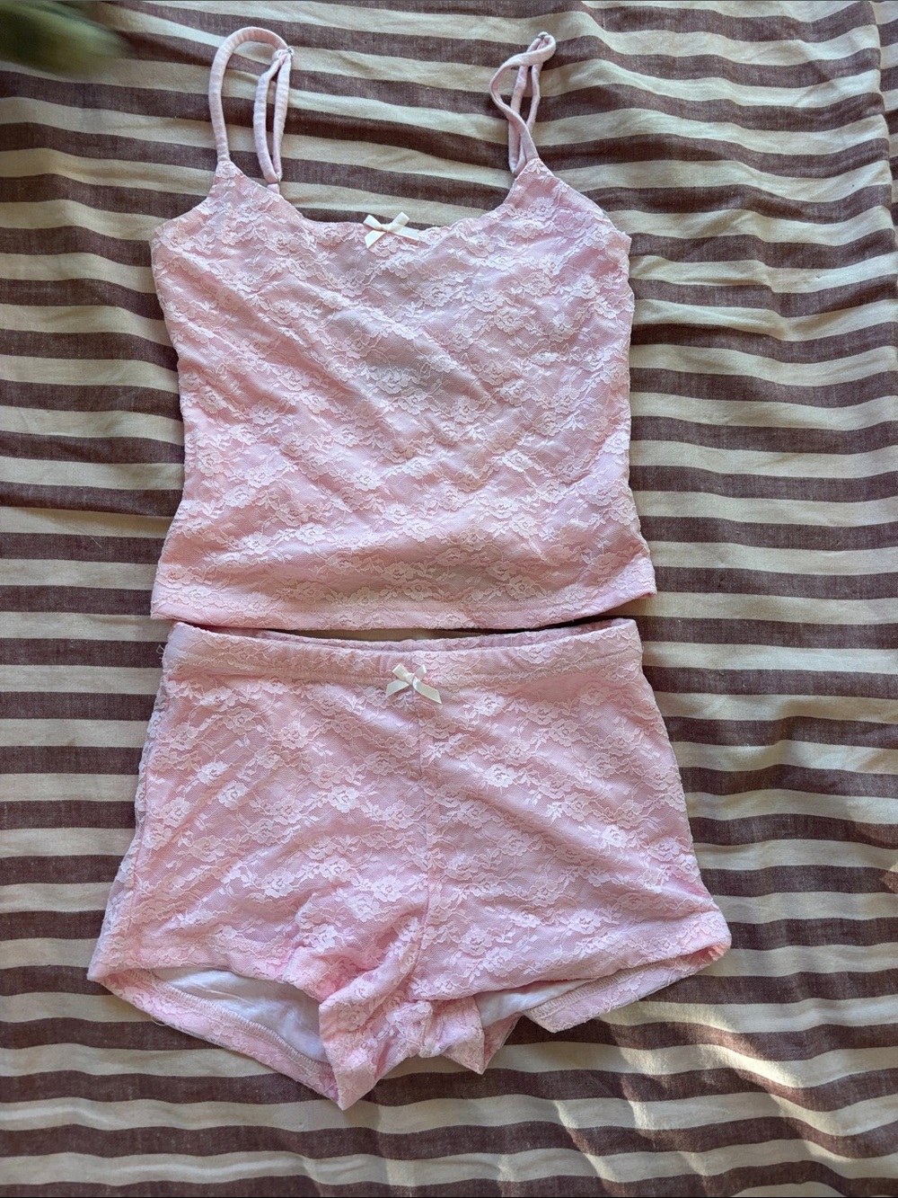 WHITE FOX Women's Pink Lace Cami & Shorts Sleep Set